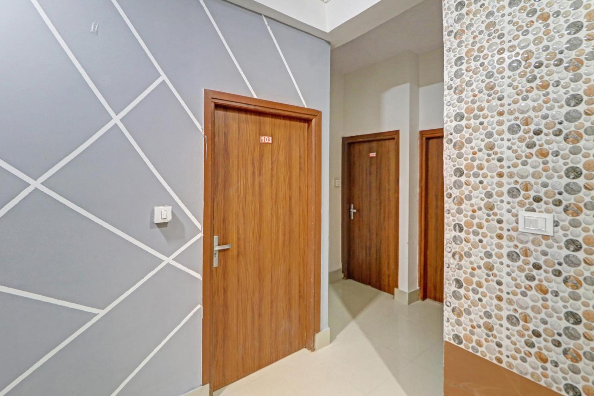 Hotel O Star Ki Yeni Delhi Dış mekan fotoğraf