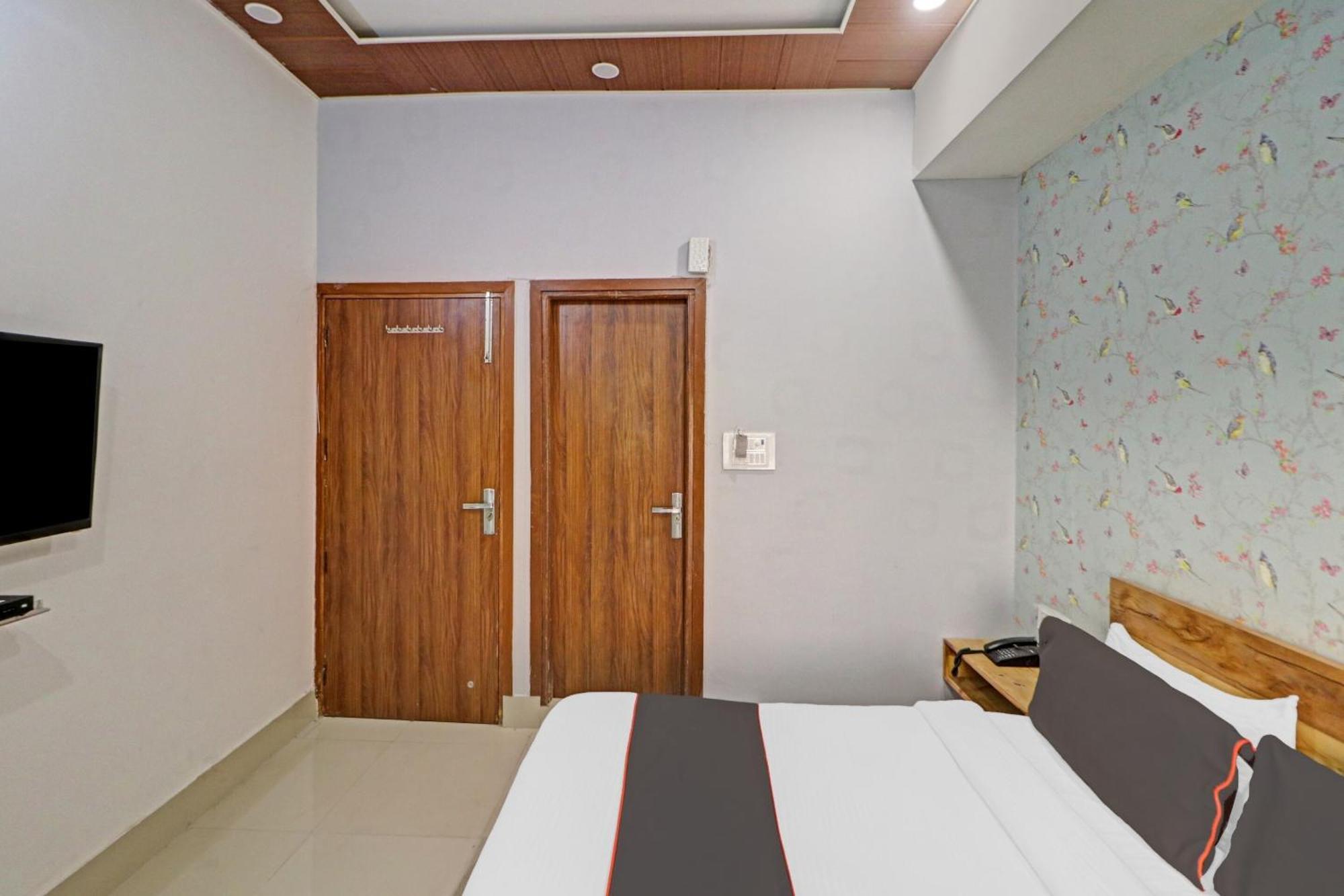 Hotel O Star Ki Yeni Delhi Dış mekan fotoğraf